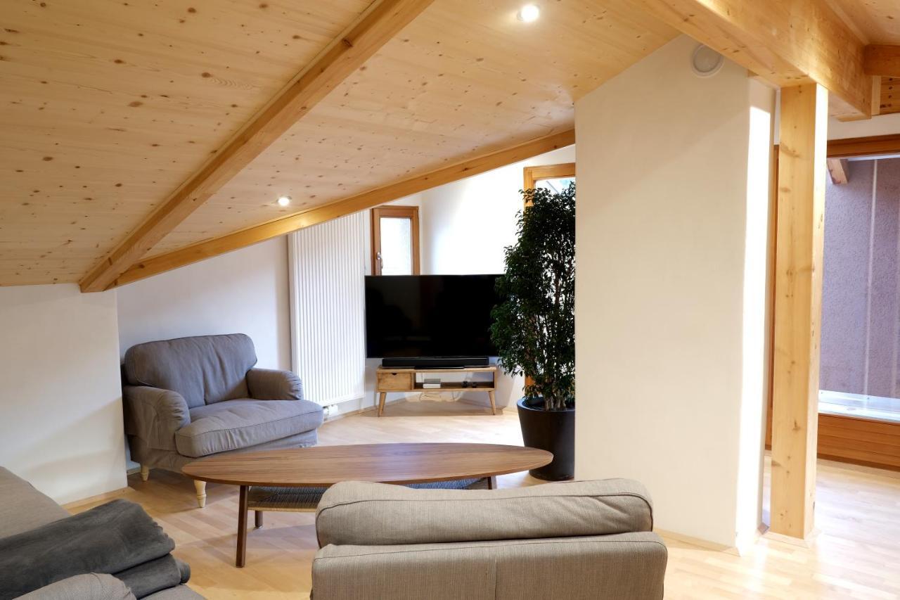 Apartamento 100qm - super Lage - Südterrasse - riesige Küche Naturns Exterior foto